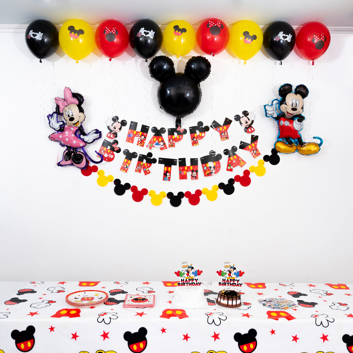 Mickey & Minnie Mouse Birthday Party Decorations Set